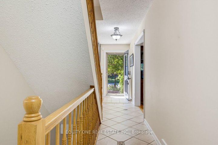 Photo 18 at 35 Ivylea Street, Nepean (Craig Henry/Woodvale), Ottawa