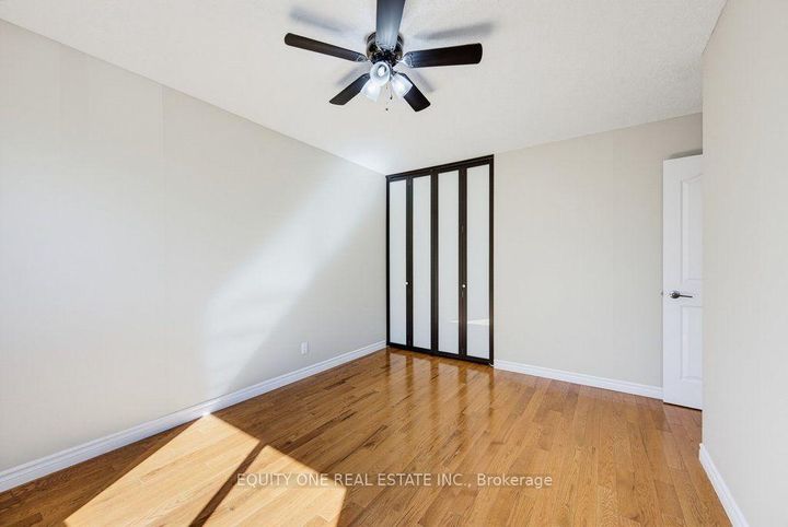 Photo 35 at 35 Ivylea Street, Nepean (Craig Henry/Woodvale), Ottawa