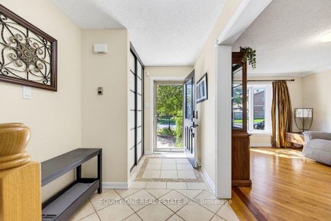 Photo 4 at 35 Ivylea Street, Nepean (Craig Henry/Woodvale), Ottawa