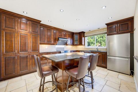Photo 9 at 35 Ivylea Street, Nepean (Craig Henry/Woodvale), Ottawa