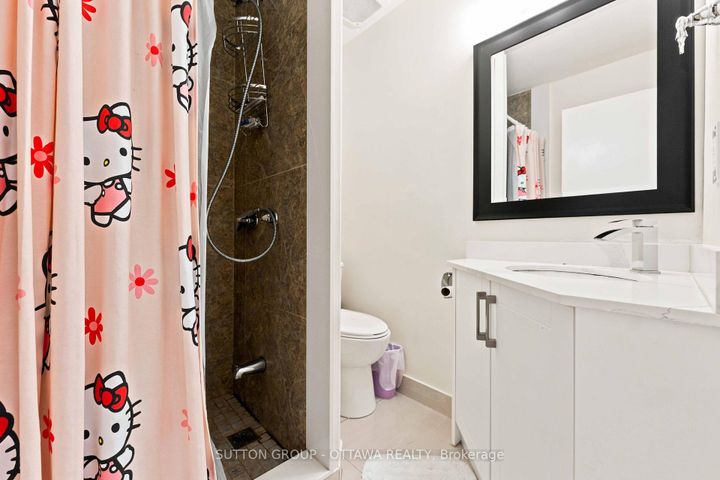 Photo 21 at 66 FIELDGATE Drive, Nepean (Knollsbrook), Ottawa