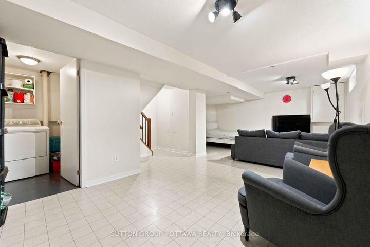 Photo 44 at 66 FIELDGATE Drive, Nepean (Knollsbrook), Ottawa