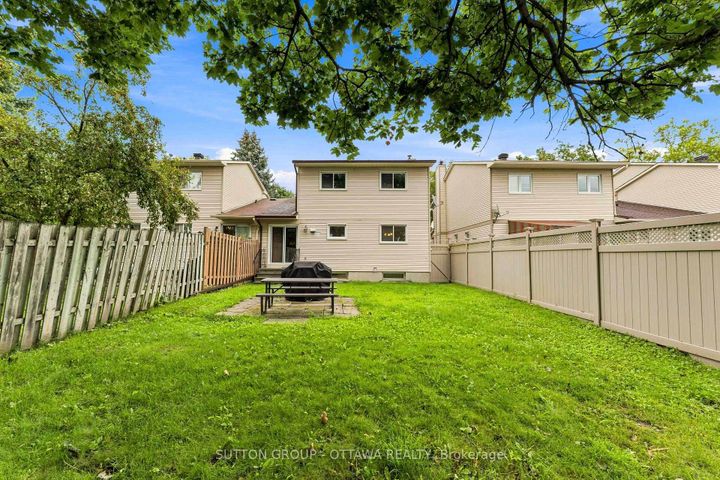 Photo 47 at 66 FIELDGATE Drive, Nepean (Knollsbrook), Ottawa