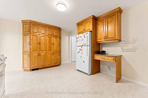 Photo 17 at 66 FIELDGATE Drive, Nepean (Knollsbrook), Ottawa
