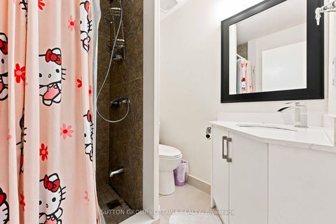 Photo 21 at 66 FIELDGATE Drive, Nepean (Knollsbrook), Ottawa
