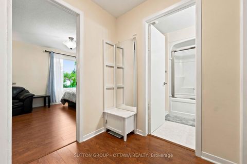 Photo 25 at 66 FIELDGATE Drive, Nepean (Knollsbrook), Ottawa