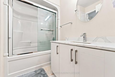 Photo 32 at 66 FIELDGATE Drive, Nepean (Knollsbrook), Ottawa