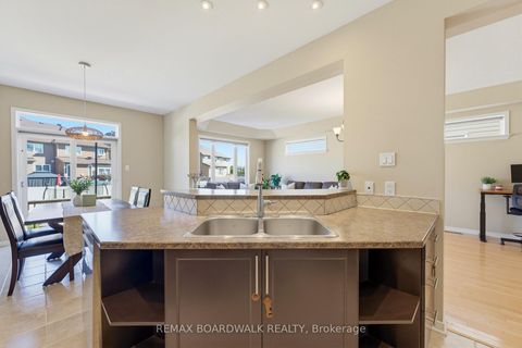 Photo 17 at 210 Broxburn Crescent, Nepean (Heritage Park), Ottawa