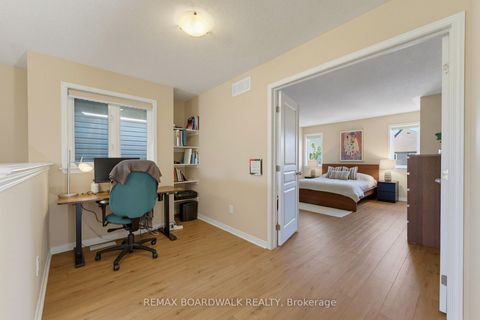Photo 28 at 210 Broxburn Crescent, Nepean (Heritage Park), Ottawa