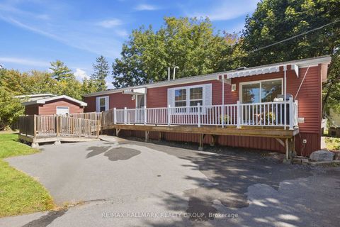 Photo 0 at 14 Pacific Avenue, Nepean (Industrial Park), Ottawa