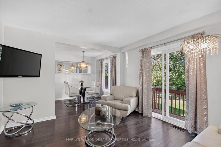 Photo 10 at 85 Houlahan Street, Nepean (Heritage Park), Ottawa