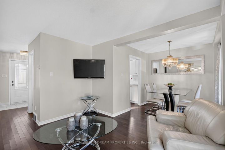 Photo 11 at 85 Houlahan Street, Nepean (Heritage Park), Ottawa