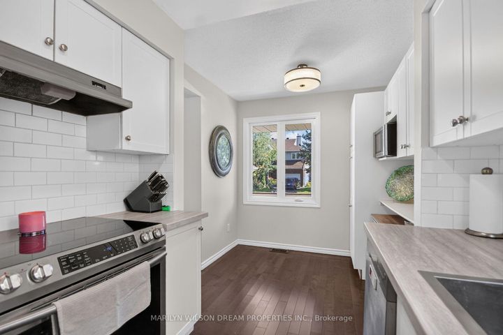 Photo 17 at 85 Houlahan Street, Nepean (Heritage Park), Ottawa