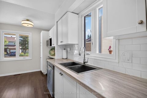 Photo 15 at 85 Houlahan Street, Nepean (Heritage Park), Ottawa