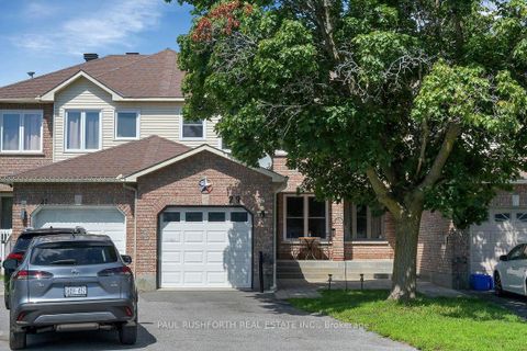 Photo 0 at 29 Grenadier Way, Nepean (Longfields), Ottawa