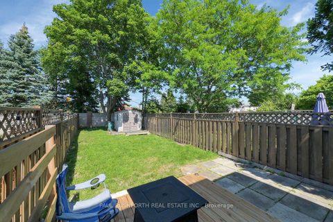 Photo 24 at 29 Grenadier Way, Nepean (Longfields), Ottawa