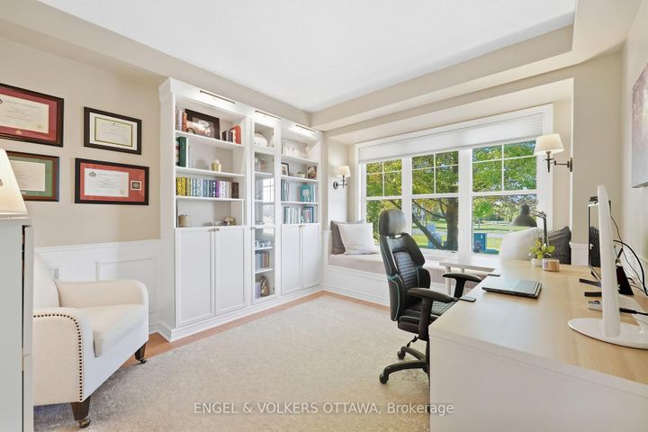 Photo 4 at 3534 Cambrian Road, Nepean (Half Moon Bay), Ottawa