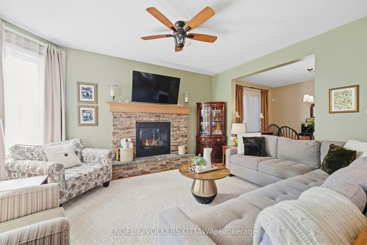 Photo 8 at 3534 Cambrian Road, Nepean (Half Moon Bay), Ottawa