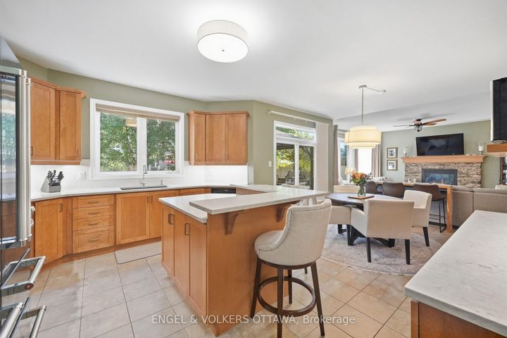 Photo 16 at 3534 Cambrian Road, Nepean (Half Moon Bay), Ottawa