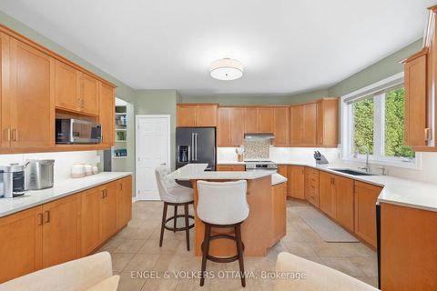 Photo 15 at 3534 Cambrian Road, Nepean (Half Moon Bay), Ottawa