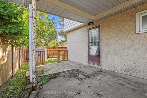 Photo 18 at 68 Downsview Crescent, Nepean (Tanglewood), Ottawa