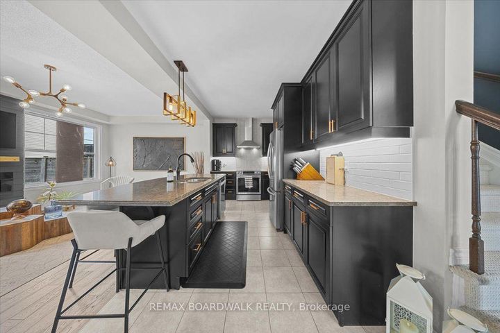 Photo 12 at 89 Damselfly Way, Nepean (Half Moon Bay), Ottawa