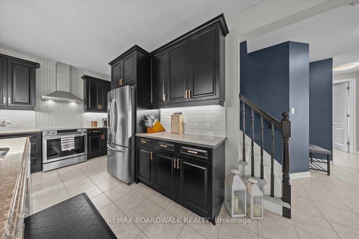 Photo 13 at 89 Damselfly Way, Nepean (Half Moon Bay), Ottawa