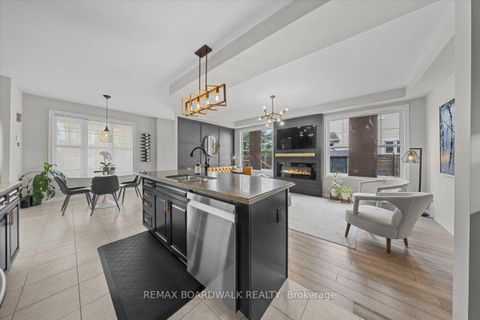 Photo 11 at 89 Damselfly Way, Nepean (Half Moon Bay), Ottawa