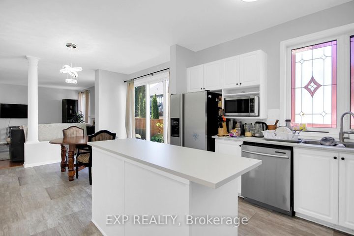 Photo 10 at 39 Greatwood Crescent, Nepean (Barrhaven East), Ottawa