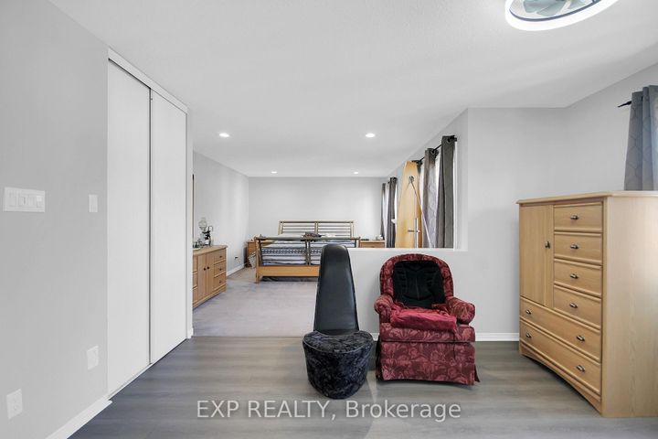 Photo 16 at 39 Greatwood Crescent, Nepean (Barrhaven East), Ottawa