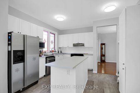 Photo 8 at 39 Greatwood Crescent, Nepean (Barrhaven East), Ottawa