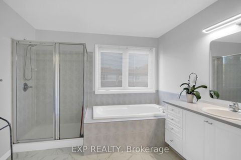 Photo 14 at 39 Greatwood Crescent, Nepean (Barrhaven East), Ottawa