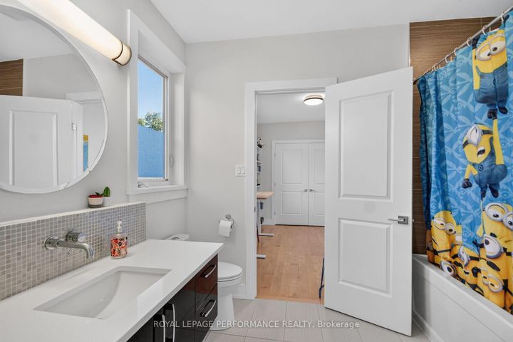 Photo 12 at 258 Carleton Avenue, Ottawa West/Tunneys Pasture, Ottawa