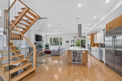 Photo 3 at 258 Carleton Avenue, Ottawa West/Tunneys Pasture, Ottawa