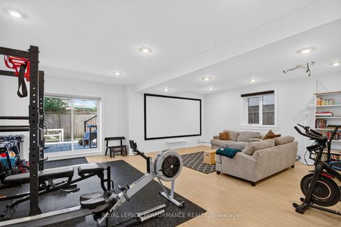 Photo 16 at 258 Carleton Avenue, Ottawa West/Tunneys Pasture, Ottawa