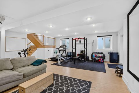 Photo 17 at 258 Carleton Avenue, Ottawa West/Tunneys Pasture, Ottawa