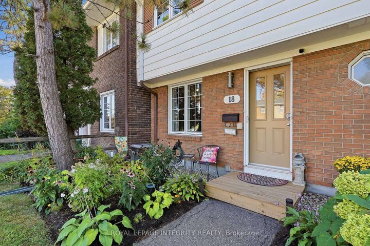 Photo 1 at 18 Greenbank Road S, Nepean (Leslie Park), Ottawa
