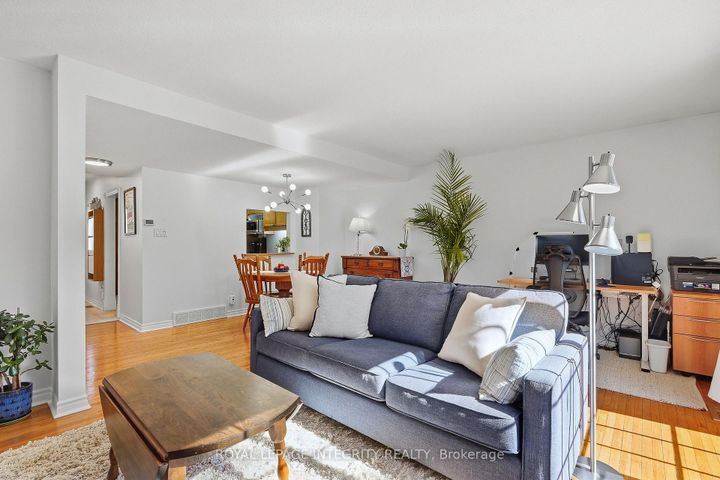 Photo 12 at 18 Greenbank Road S, Nepean (Leslie Park), Ottawa