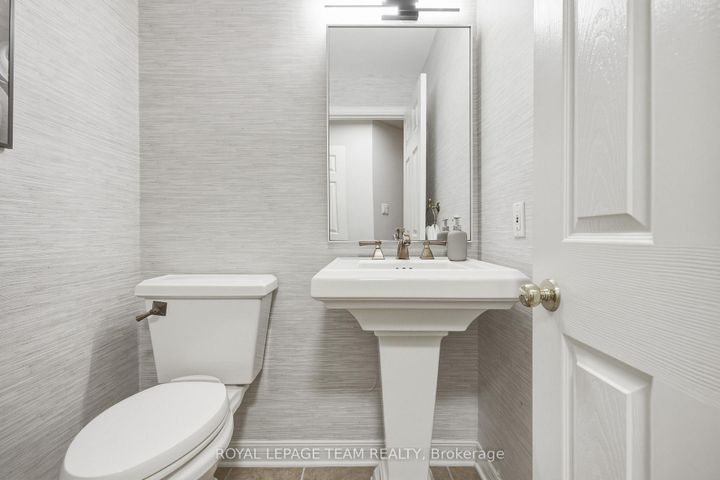 Photo 19 at 19 Creeks End Lane, Nepean (Bayshore), Ottawa