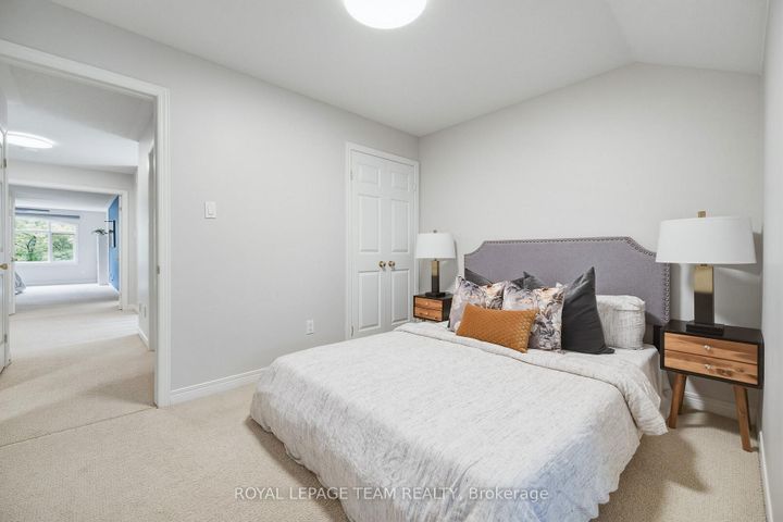 Photo 30 at 19 Creeks End Lane, Nepean (Bayshore), Ottawa