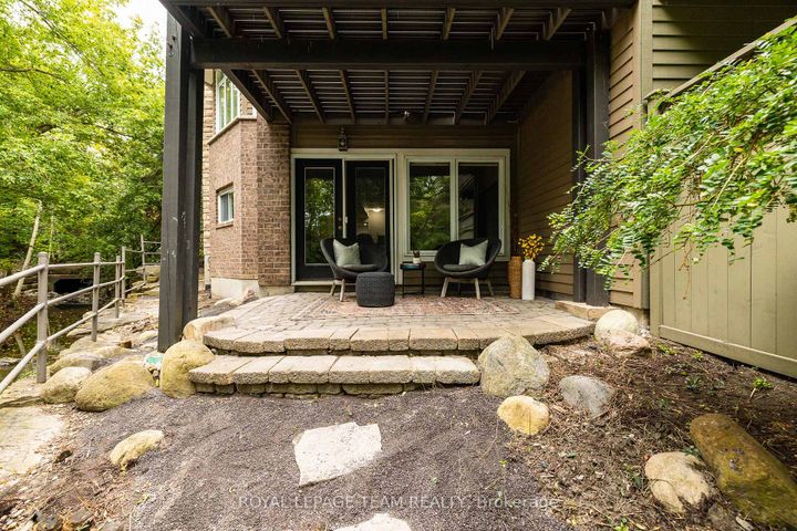 Photo 41 at 19 Creeks End Lane, Nepean (Bayshore), Ottawa