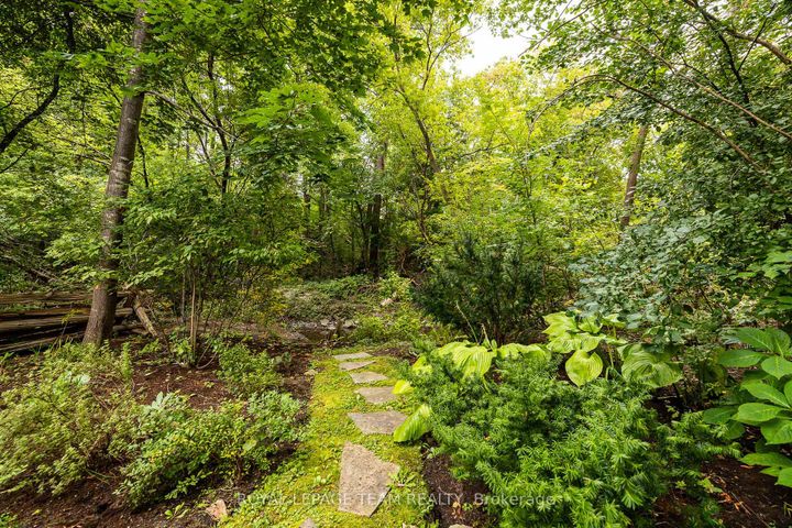 Photo 45 at 19 Creeks End Lane, Nepean (Bayshore), Ottawa
