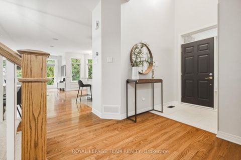 Photo 5 at 19 Creeks End Lane, Nepean (Bayshore), Ottawa