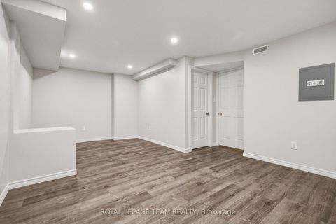 Photo 39 at 19 Creeks End Lane, Nepean (Bayshore), Ottawa