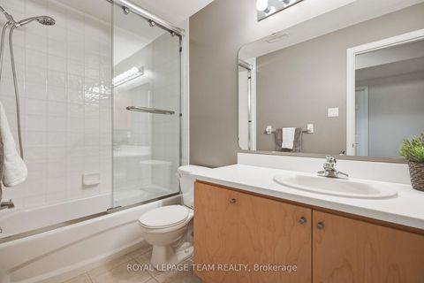 Photo 40 at 19 Creeks End Lane, Nepean (Bayshore), Ottawa