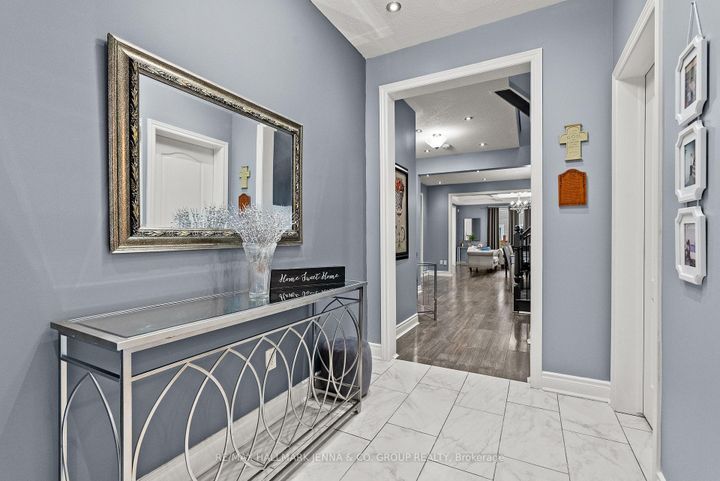 Photo 3 at 803 Logperch Circle, Nepean (Half Moon Bay), Ottawa