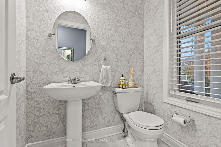 Photo 4 at 803 Logperch Circle, Nepean (Half Moon Bay), Ottawa