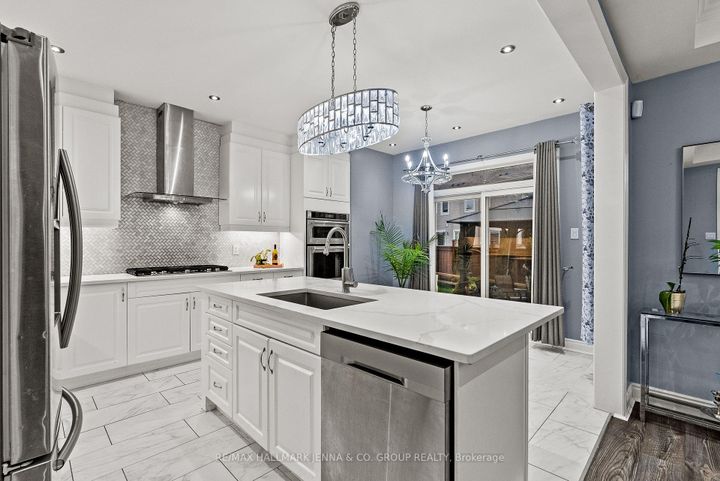 Photo 17 at 803 Logperch Circle, Nepean (Half Moon Bay), Ottawa