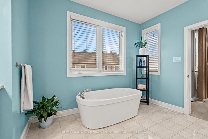 Photo 25 at 803 Logperch Circle, Nepean (Half Moon Bay), Ottawa