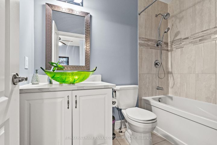 Photo 29 at 803 Logperch Circle, Nepean (Half Moon Bay), Ottawa